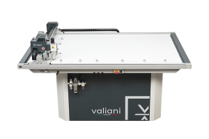 Paszpartuvágógép PC vezérelt