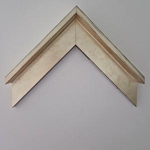 C 472-pezsgő képkeretléc